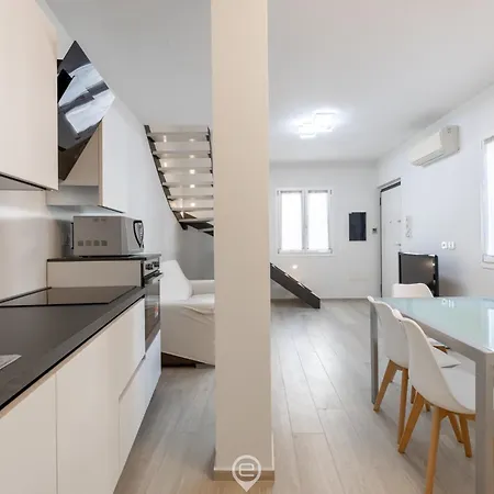 Апартаменты White Magnolia *